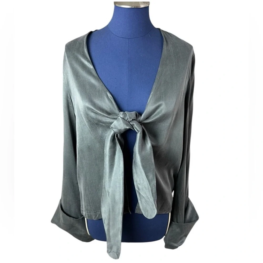 Djerf Avenue Long Sleeve Tie Top in Storm Size Small - Picture 1 of 1
